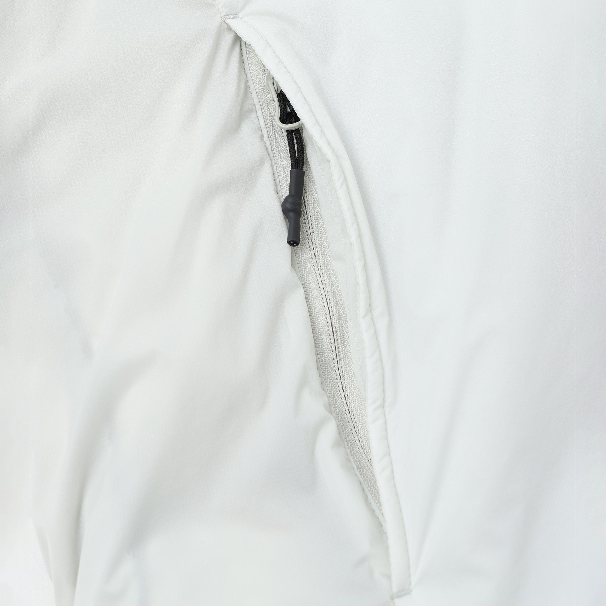 【WIND AND SEA collaboration】 SNOWFIELD BULKY DOWN JACKET