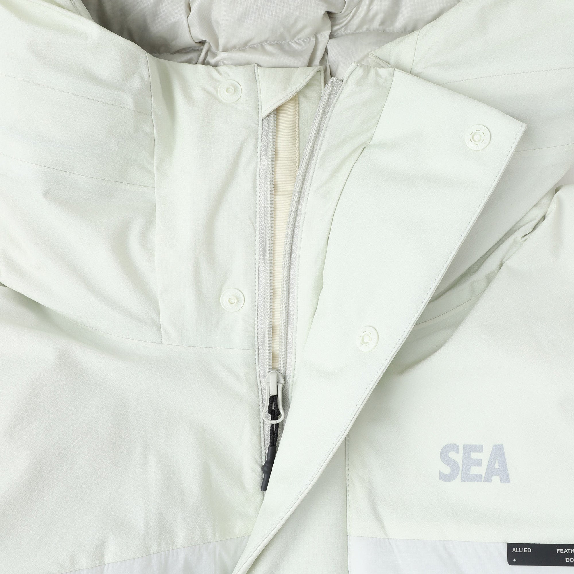 【WIND AND SEA collaboration】 SNOWFIELD BULKY DOWN JACKET