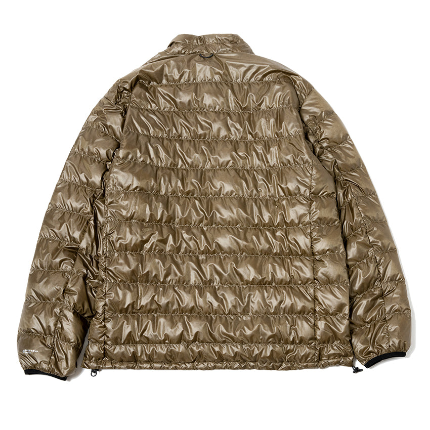 Compact puffer outlet jacket